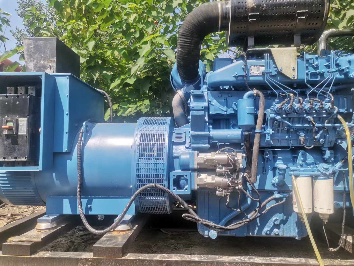 新和详细说明降低 800kW 柴油发电机输出电流波动的方法