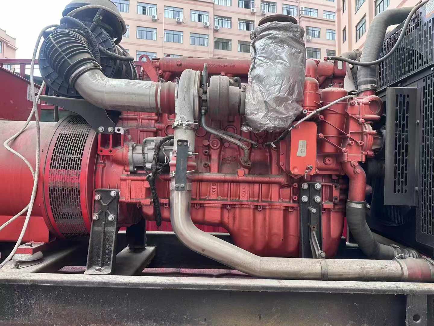 新和如何选择适合 600kW 柴油发电机组的过载保护器？