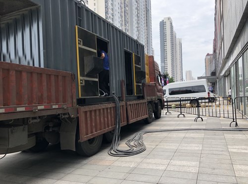 新和低温环境下，柴油发电机组电池充满电的具体时间受哪些因素影响？