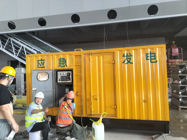 新和怎样判断空气滤清器是否需要更换？